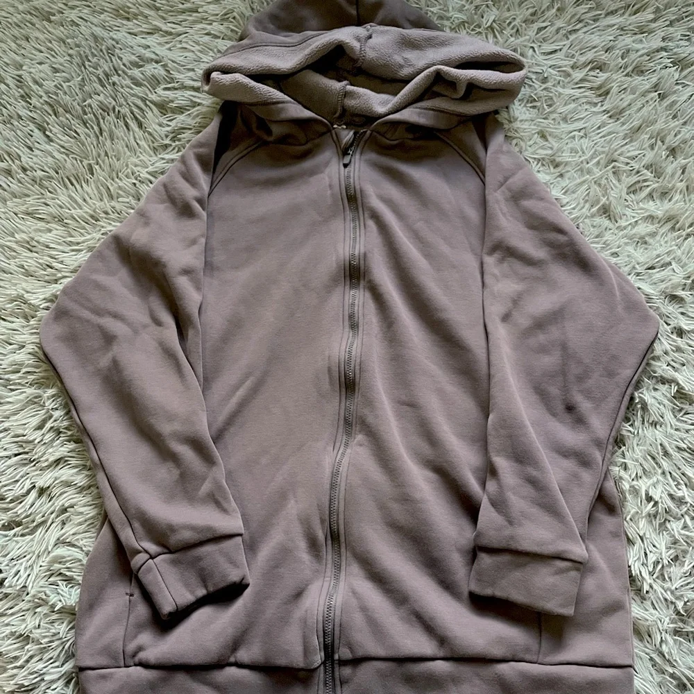 Zip Up Fabletics Jacket - Picture 3 of 6